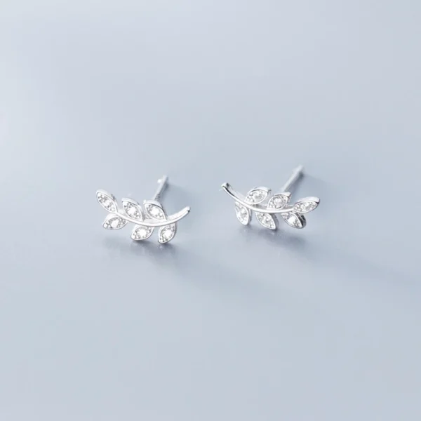 2324418c9b53024f803a77b4745bd98e Wind Leaf Diamond Stud Earrings